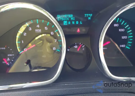 2011 Chevrolet Traverse Lt z USA, uszkodzony, nr VIN 1GNKVJED8BJ213357